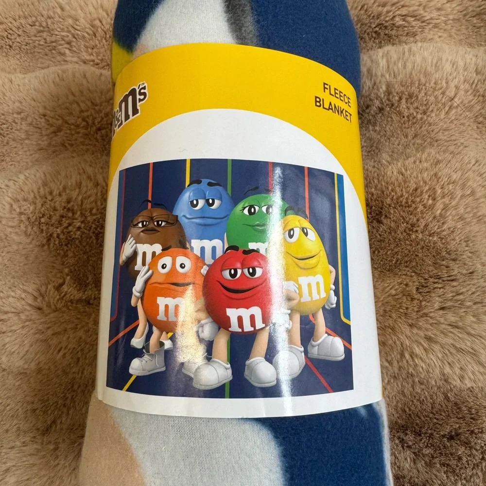 NWT M&M's Character Fleece Blanket